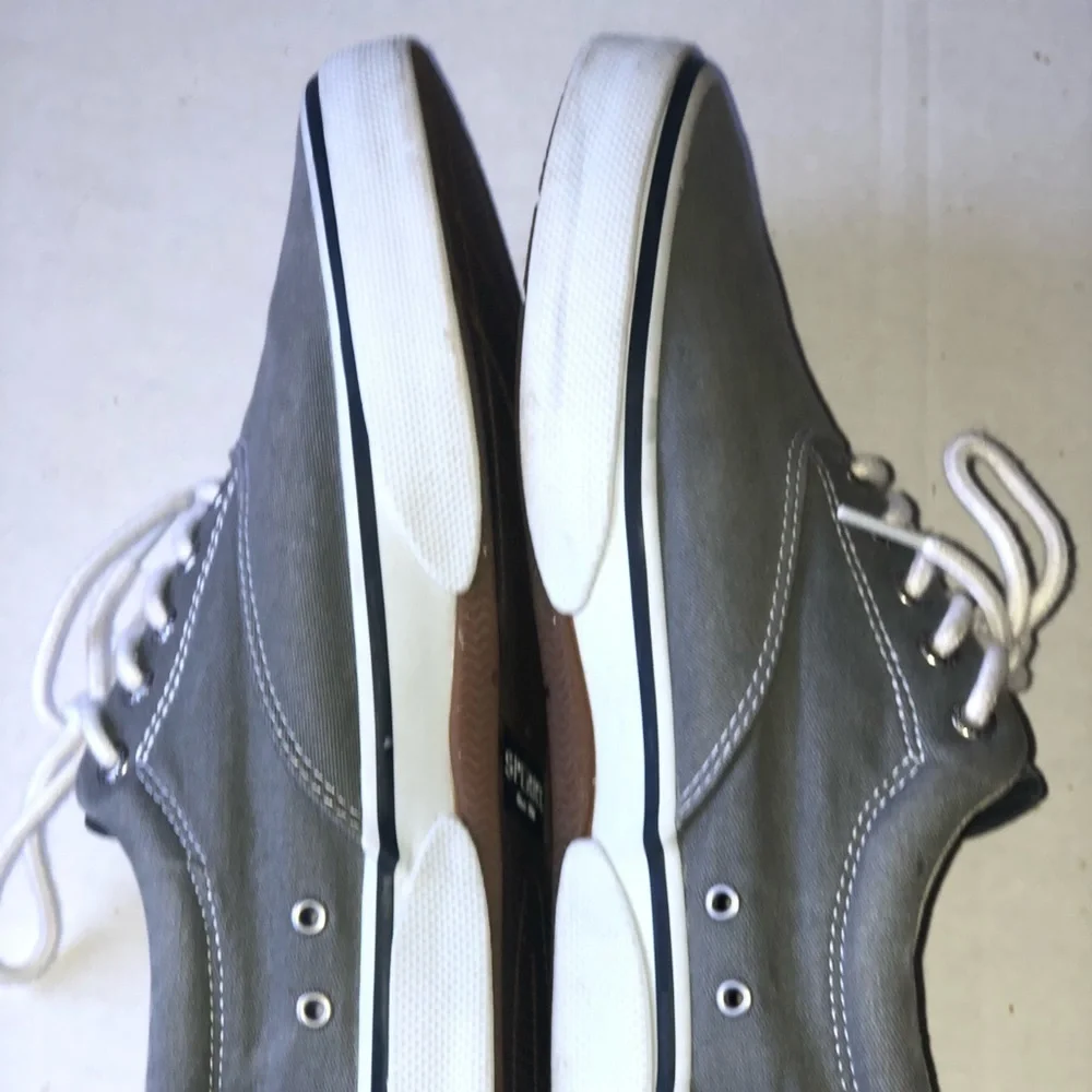 Men’s striped CVO sperry sneaker